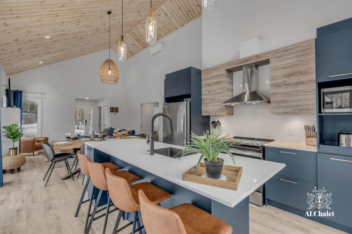 Chalet Bellevue Luxe Avec Spa Et Local A Velo Pont-Rouge Bagian luar foto