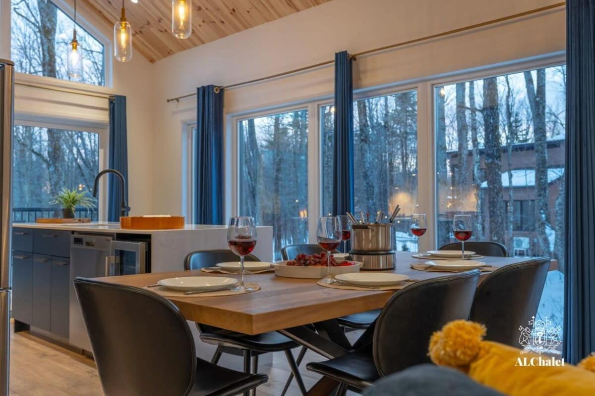 Chalet Bellevue Luxe Avec Spa Et Local A Velo Pont-Rouge Bagian luar foto